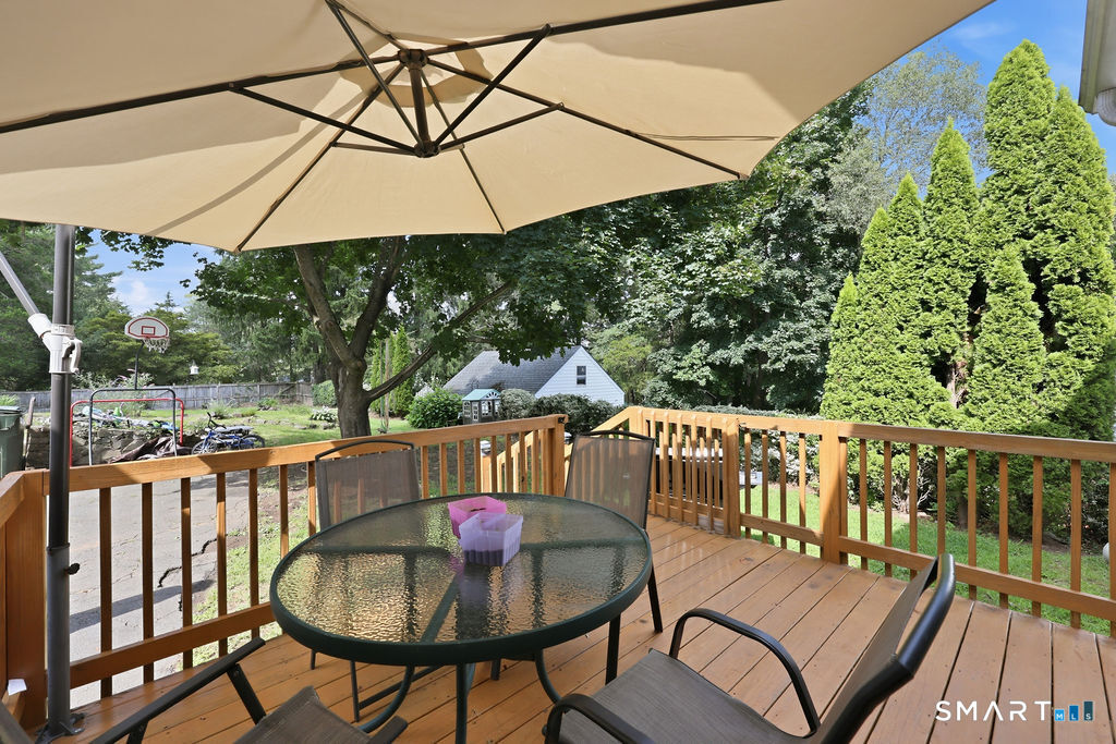 61 Robbins Road Berlin, CT 06037 - Photo 29 of 34 Gallery Image 29