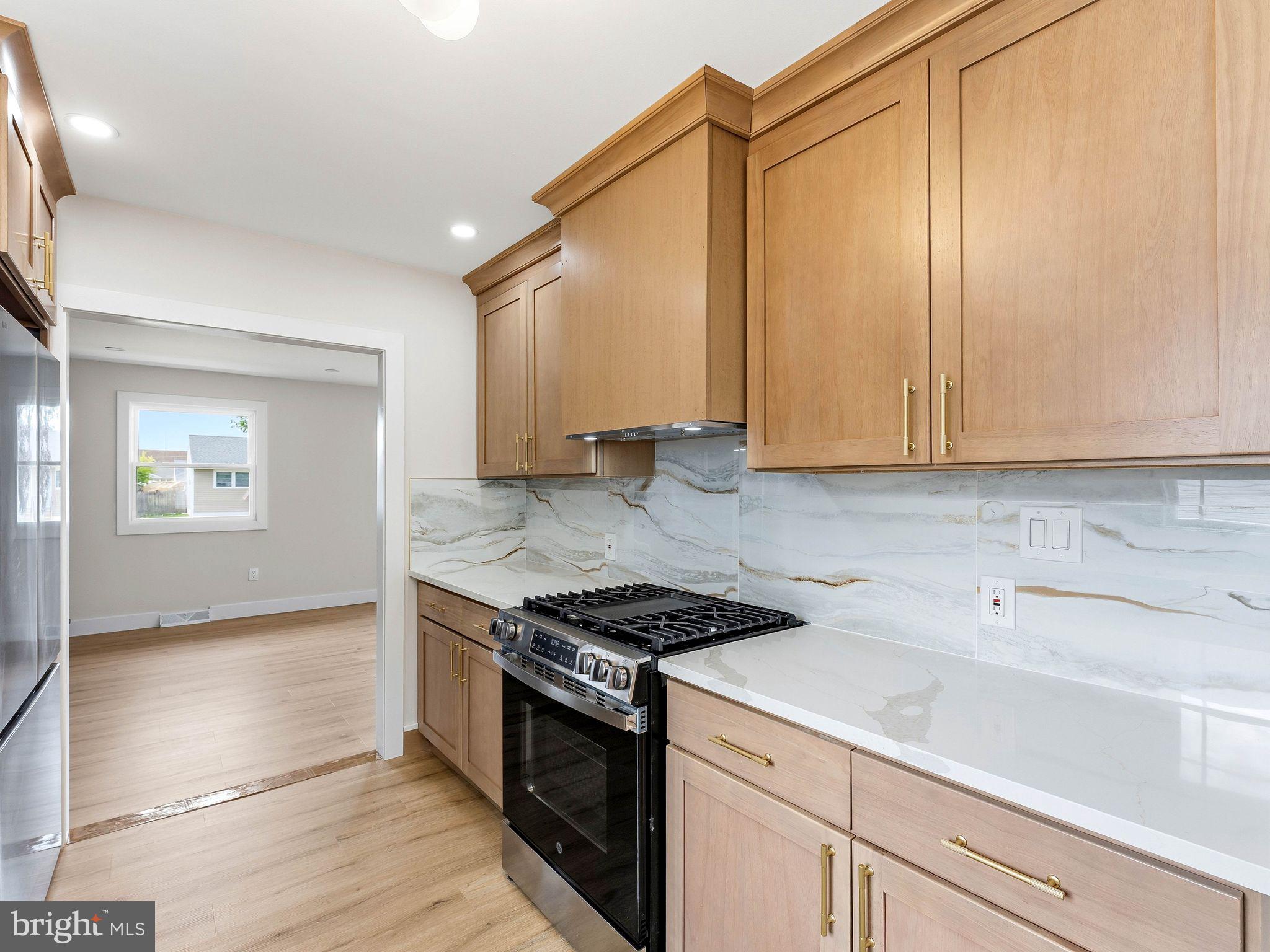 513 Jefferson Street Riverside, NJ 08075 - Photo 9 of 29