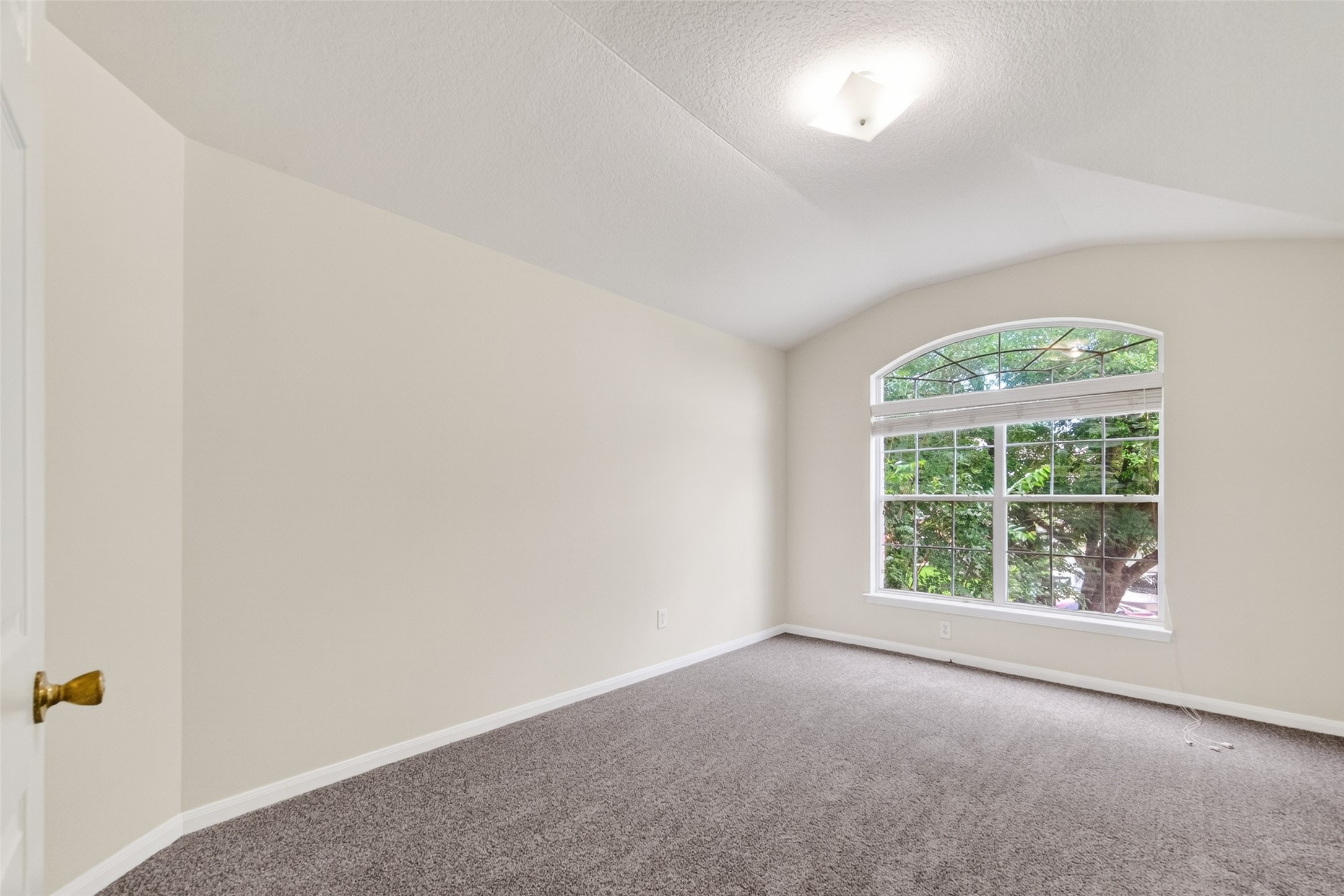 16119 Gavin Lane Houston, TX 77049 - Photo 29 of 44 Bedroom #2