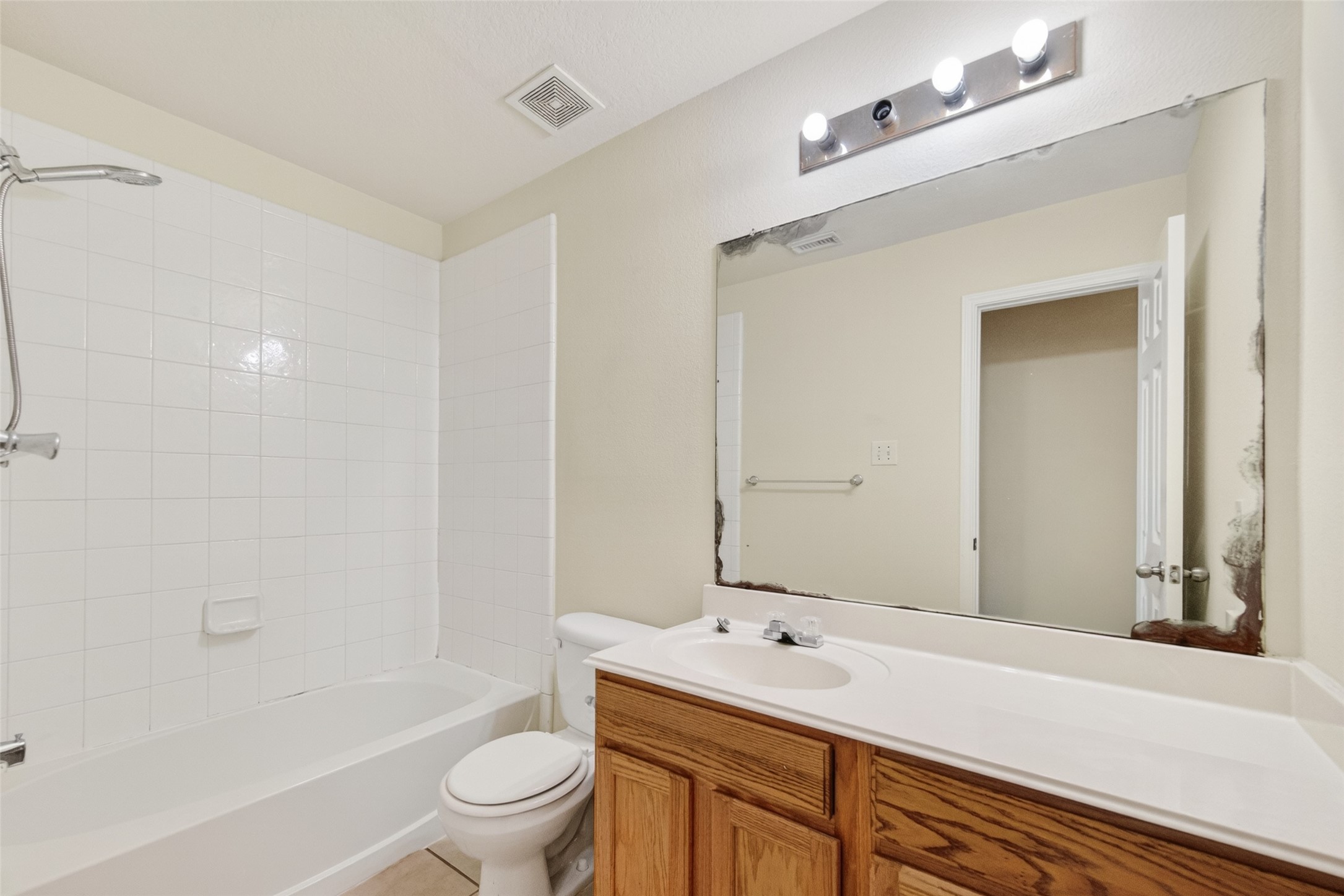 16119 Gavin Lane Houston, TX 77049 - Photo 37 of 44