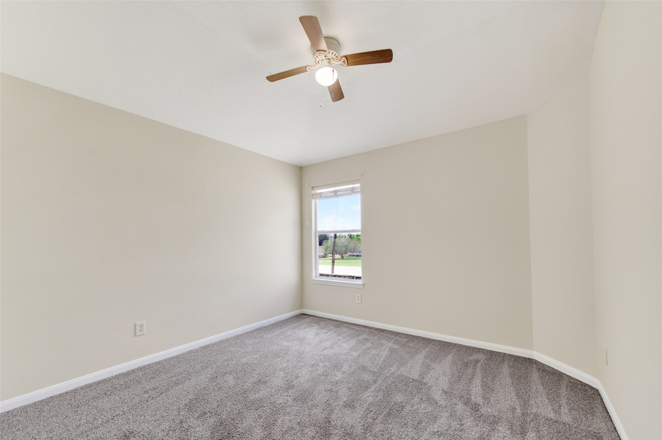 16119 Gavin Lane Houston, TX 77049 - Photo 38 of 44 Bedroom #4