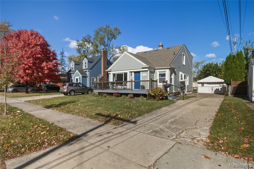 1560 Columbia Road Berkley, MI 48072 - Photo 4 of 52 Gallery Image 4
