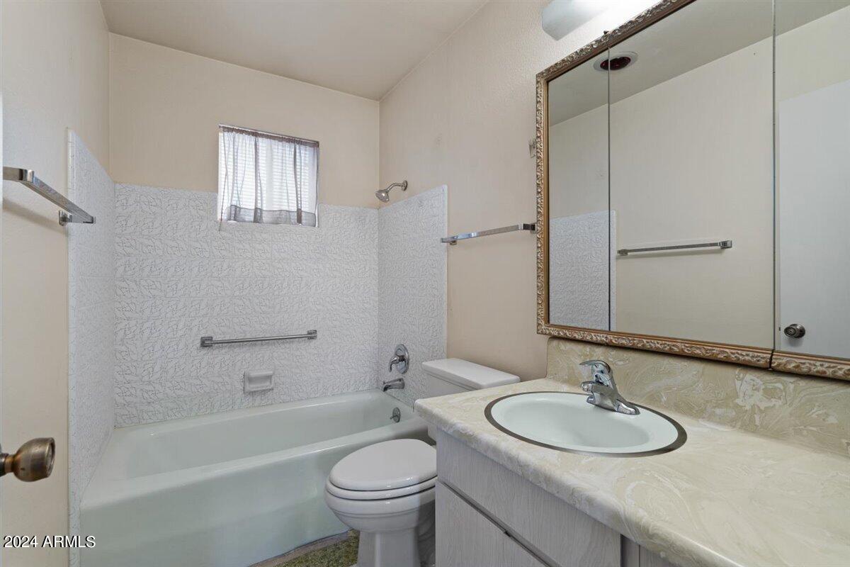 6456 East Decatur Street Mesa, AZ 85205 - Photo 17 of 30 secondary bath