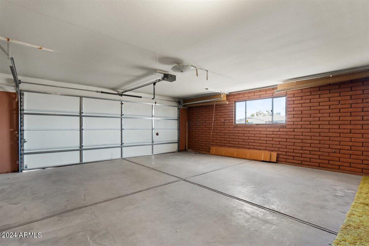 6456 East Decatur Street Mesa, AZ 85205 - Photo 19 of 30 21-Garage
