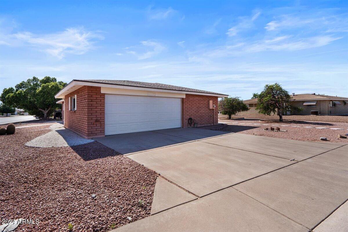 6456 East Decatur Street Mesa, AZ 85205 - Photo 3 of 30 03-Garage