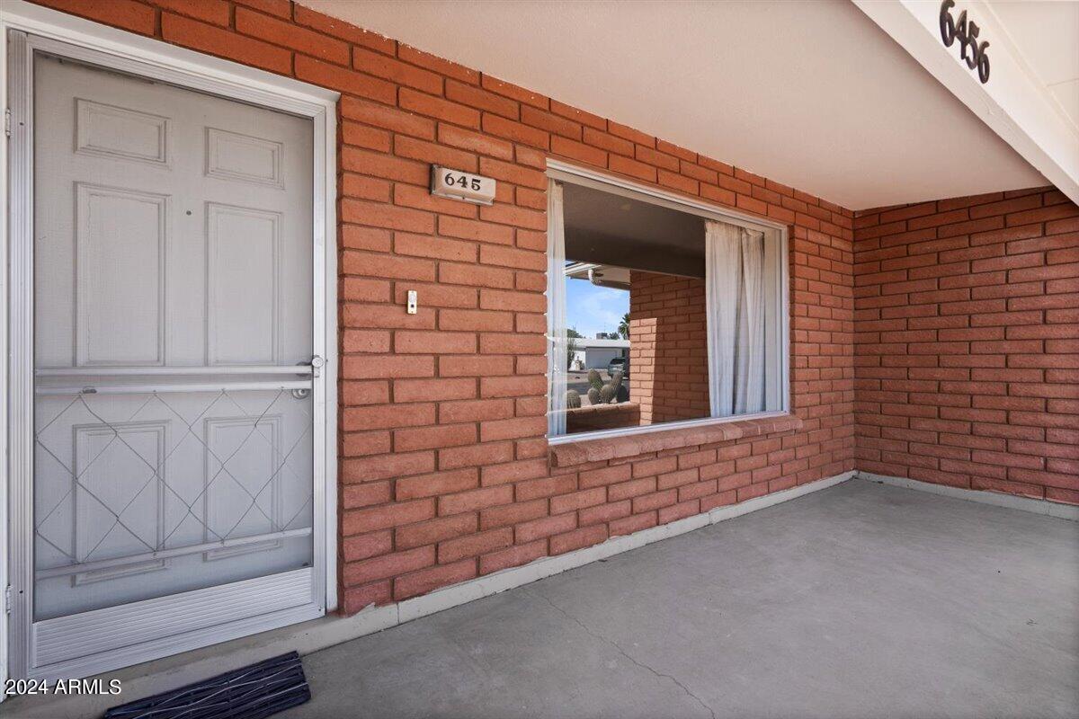 6456 East Decatur Street Mesa, AZ 85205 - Photo 4 of 30 04-Front entry