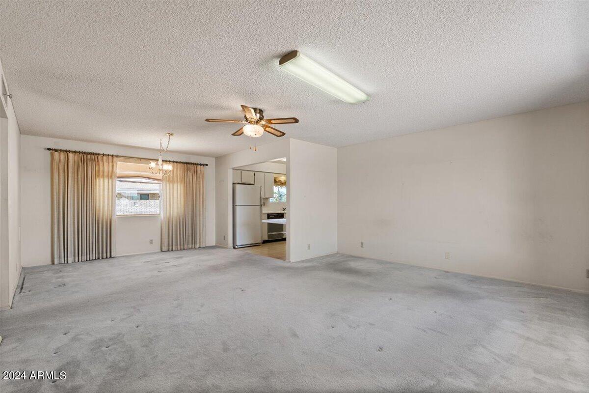 6456 East Decatur Street Mesa, AZ 85205 - Photo 7 of 30 05-Living Room & Dining