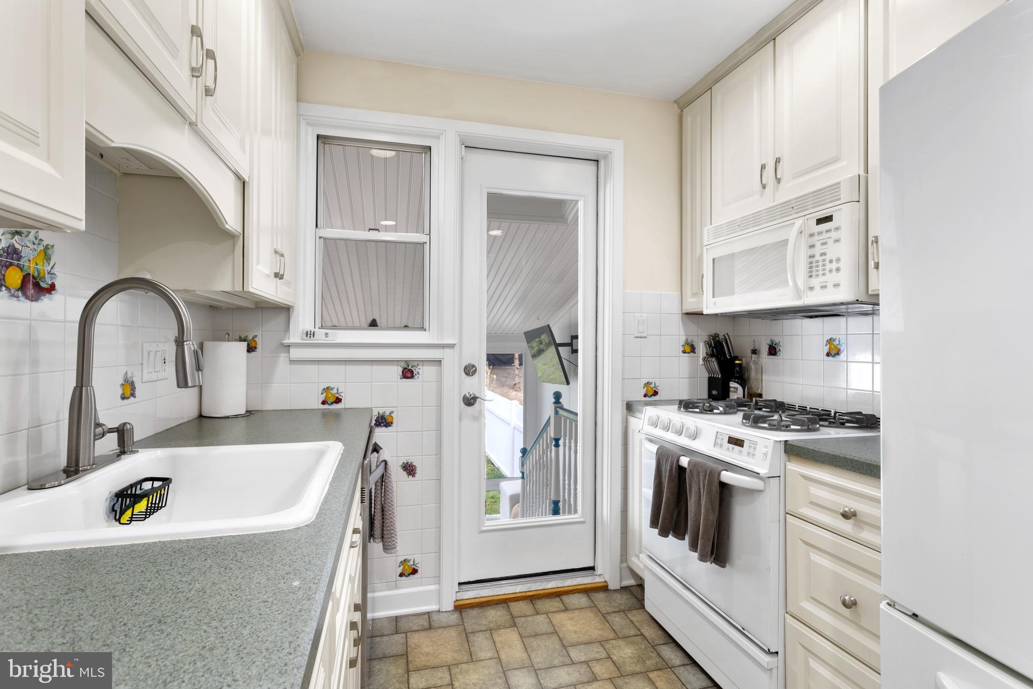 1624 Blackrock Road Swarthmore, PA 19081 - Photo 11 of 30