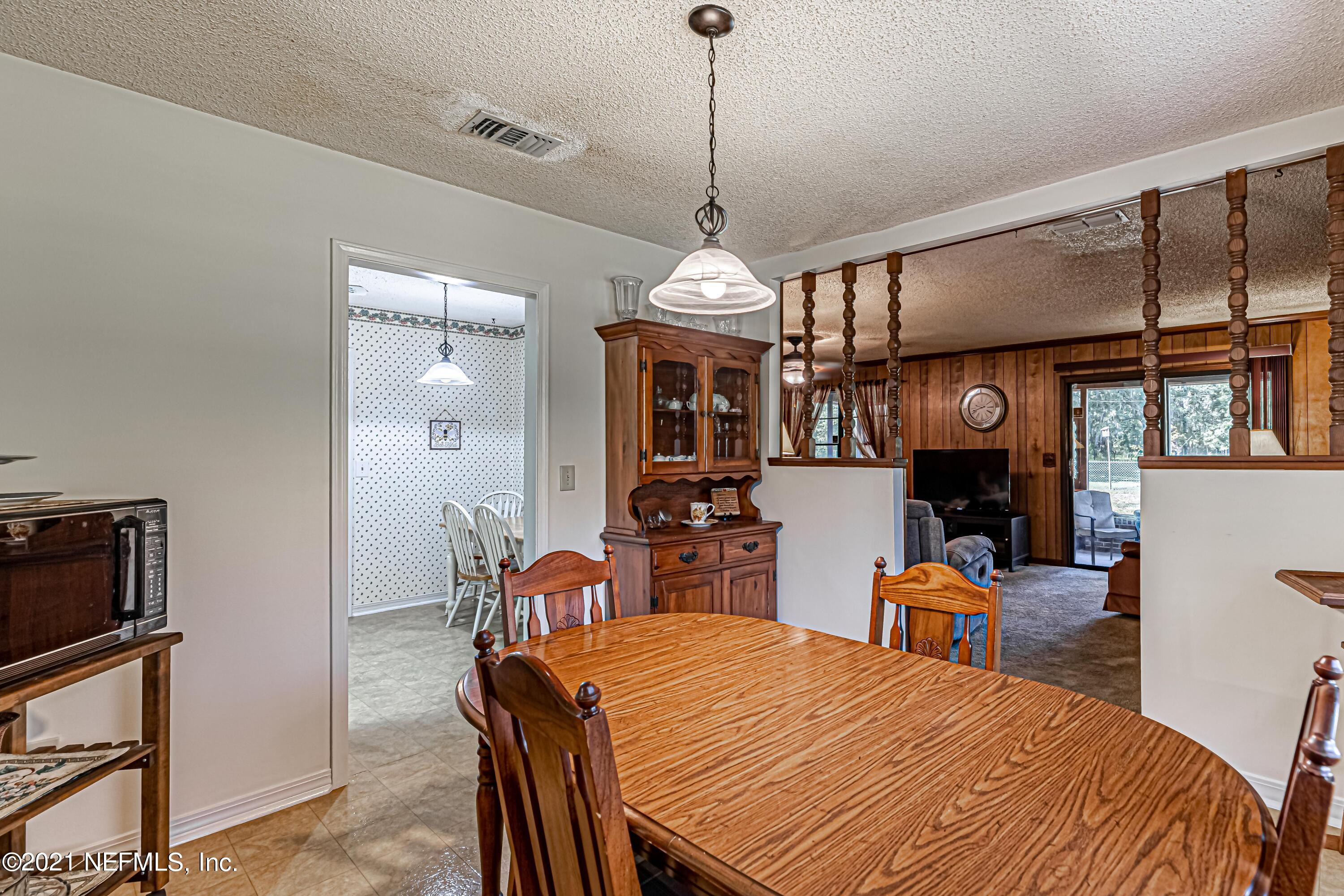 1340 Starling Road Middleburg, FL 32068 - Photo 16 of 50 16-Dining Room