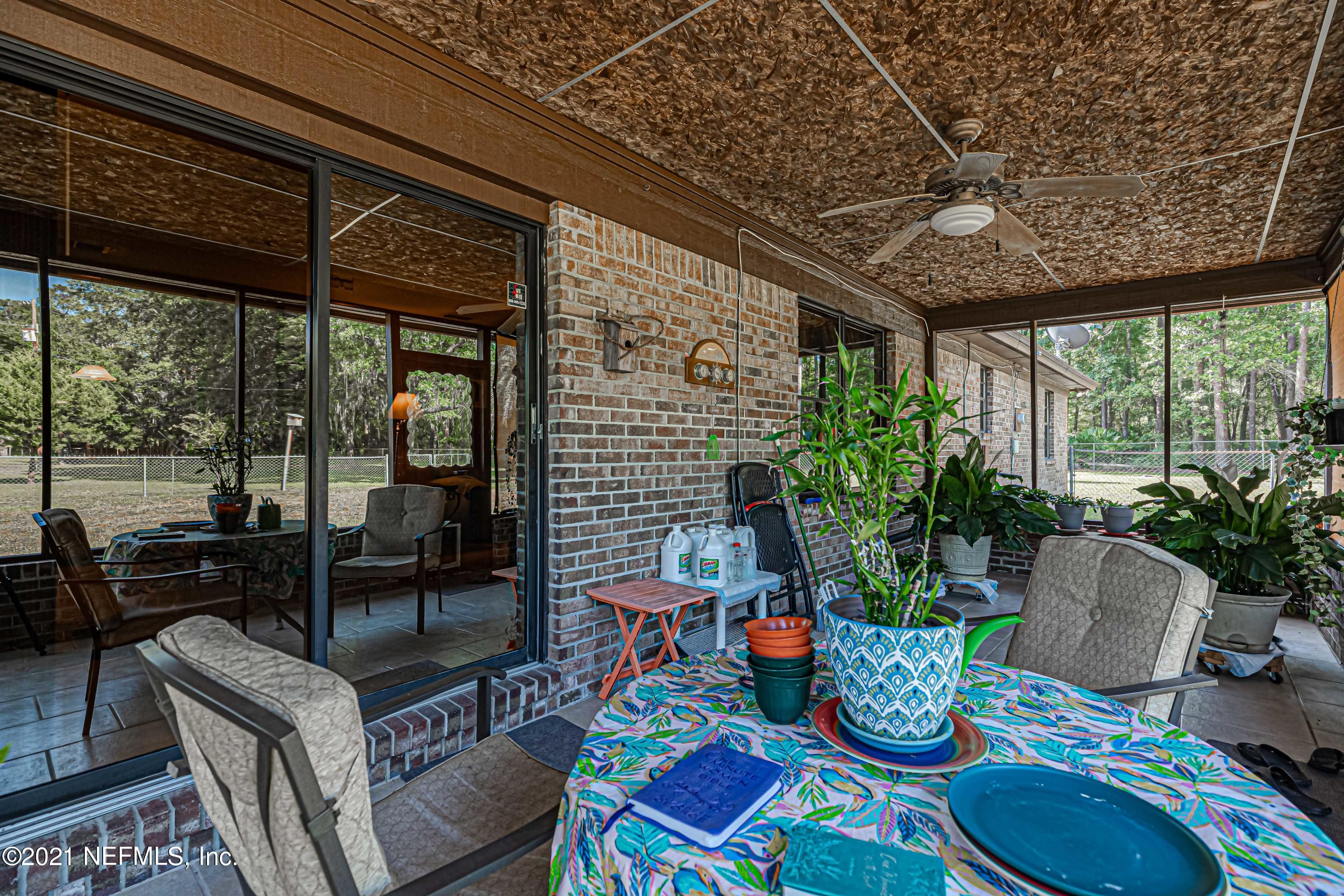 1340 Starling Road Middleburg, FL 32068 - Photo 31 of 50 31-Lanai