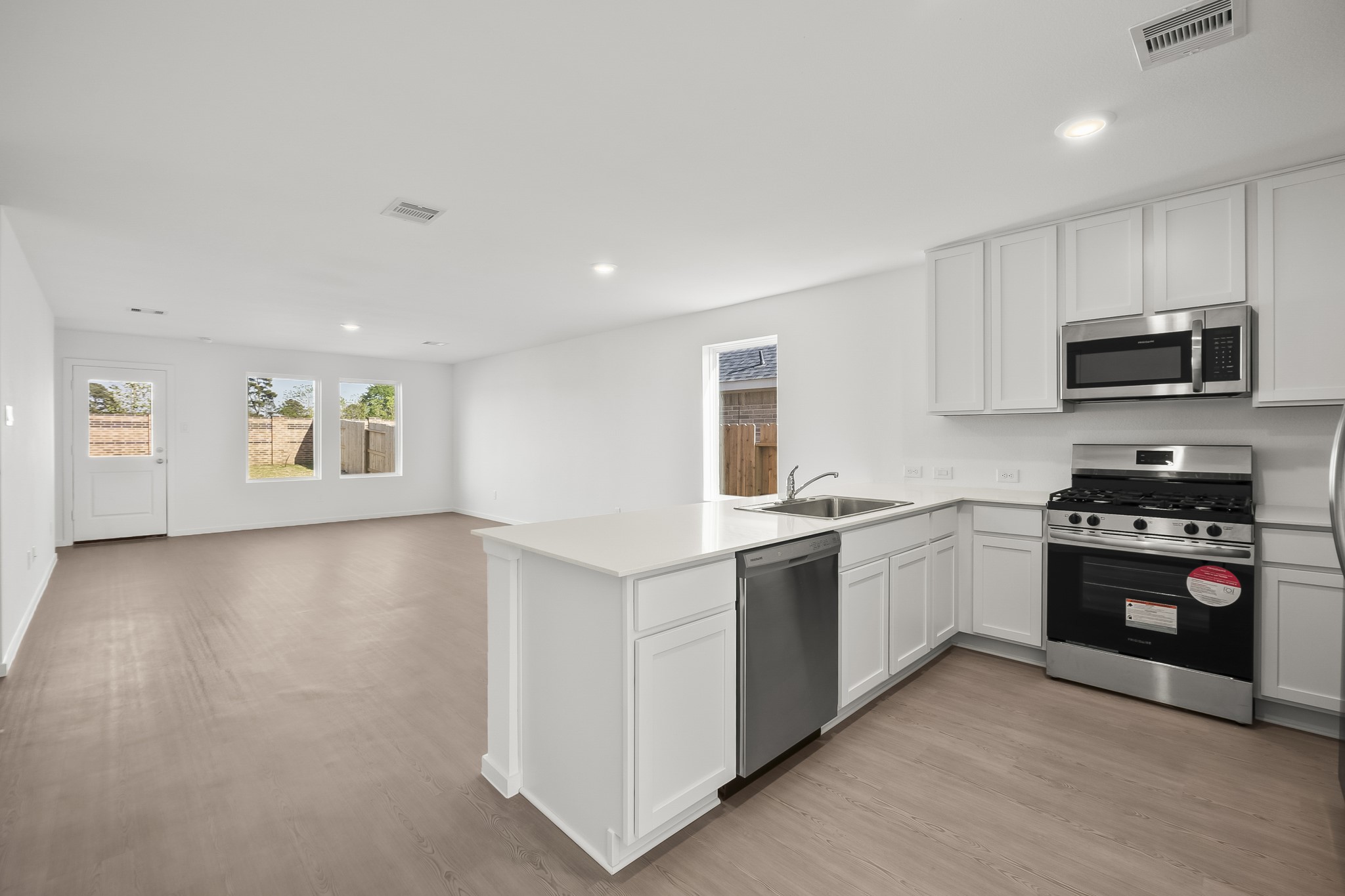 2126 Mosaic Vly Court Angleton, TX 77515 - Photo 7 of 27 *This photo is a representation. Not actual homesite.*