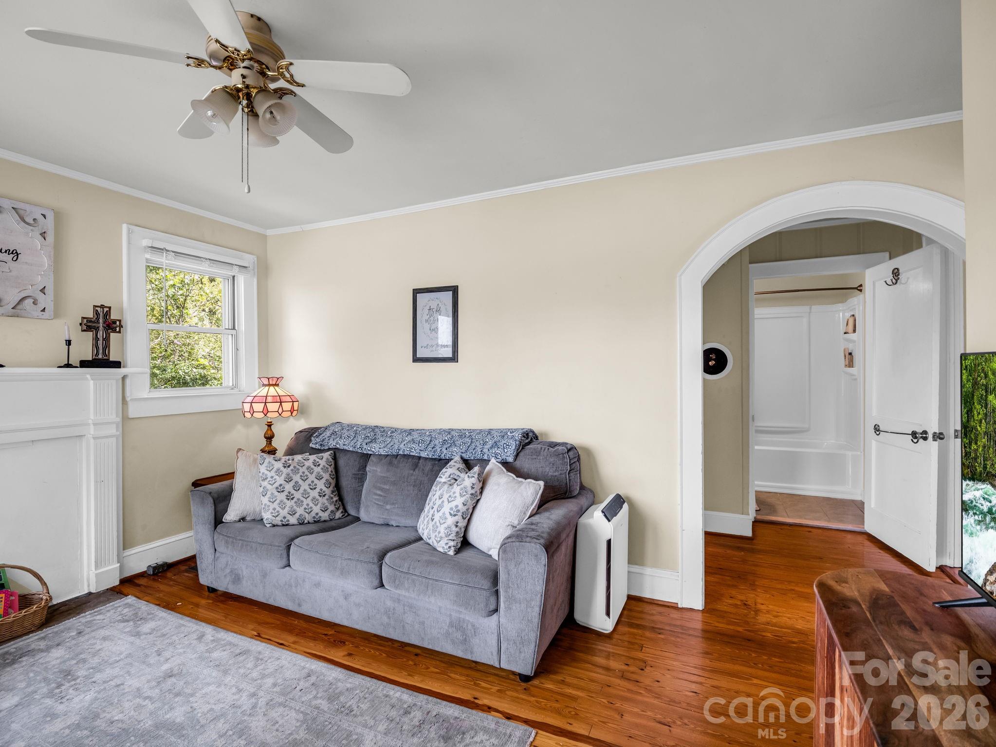 Gallery Image 7