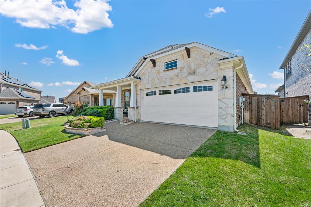 616 Chippewa Way Aubrey, TX 76227 - Photo 2 of 35