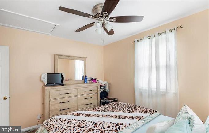 409 10th Avenue Lindenwold, NJ 08021 - Photo 12 of 22