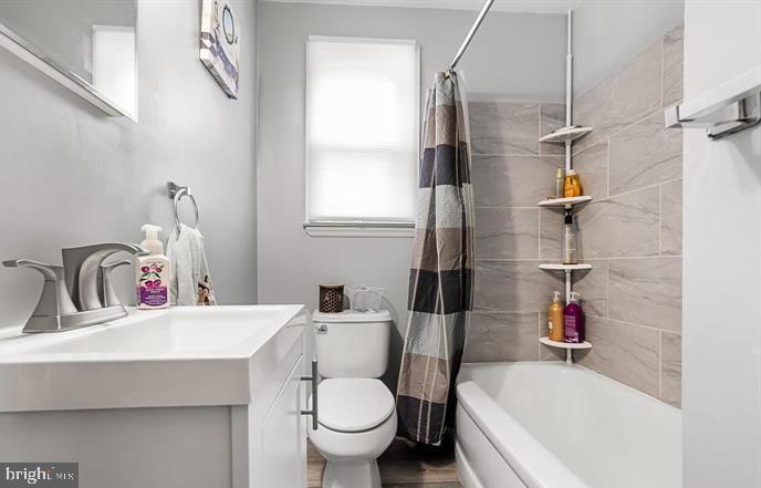 409 10th Avenue Lindenwold, NJ 08021 - Photo 15 of 22