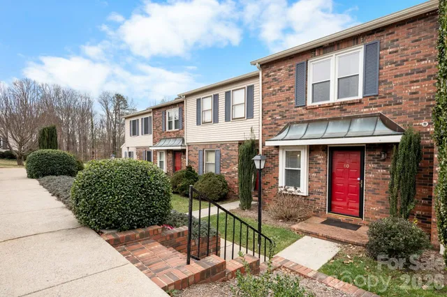 $219,900 | 2705 North Center Street, Unit 60, Hickory, NC 28601