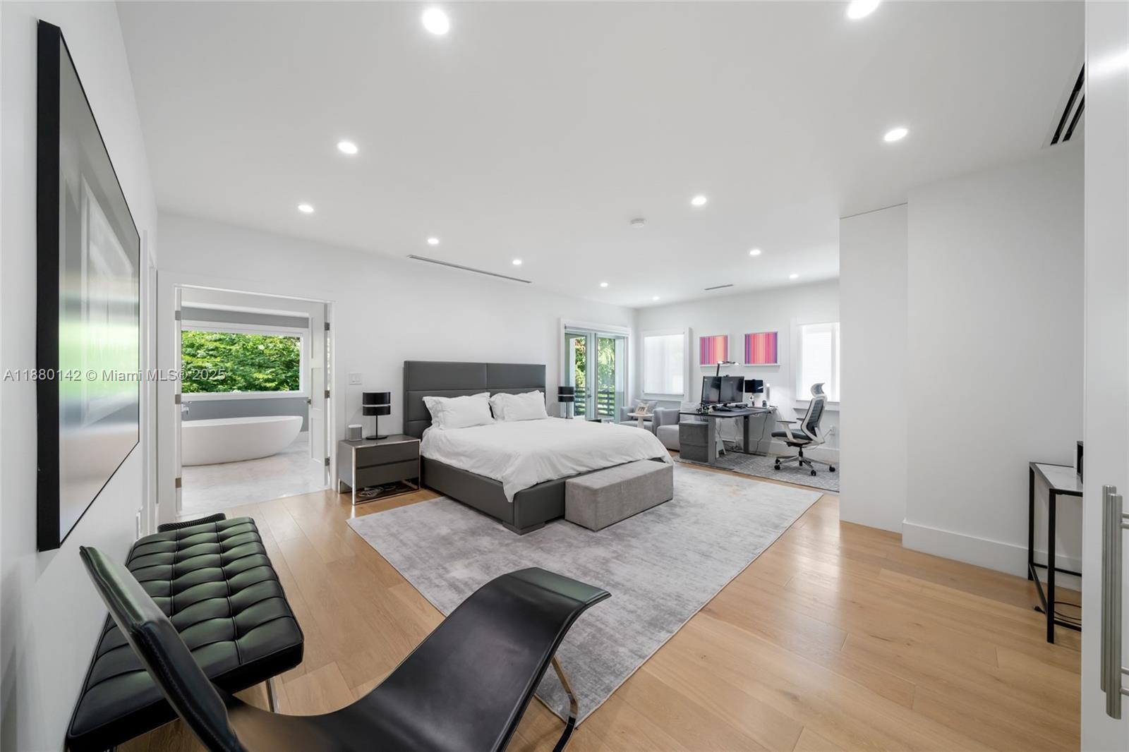 4181 Battersea Road Miami, FL 33133 - Photo 17 of 51 Gallery Image 17