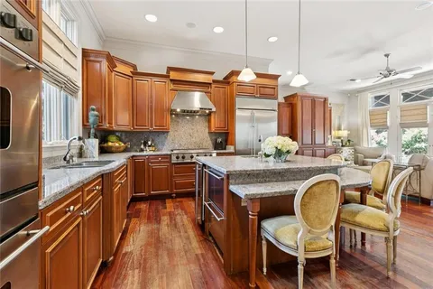 $899,000 | 4525 Taft Park, Metairie, LA 70002