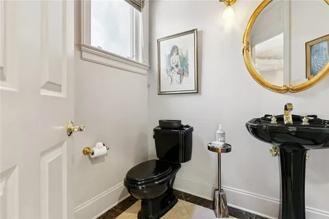 $899,000 | 4525 Taft Park, Metairie, LA 70002