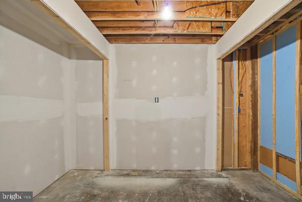 716 Chatham Road Fairless Hills, PA 19030 - Photo 13 of 32 2nd bedroom on 1st floor