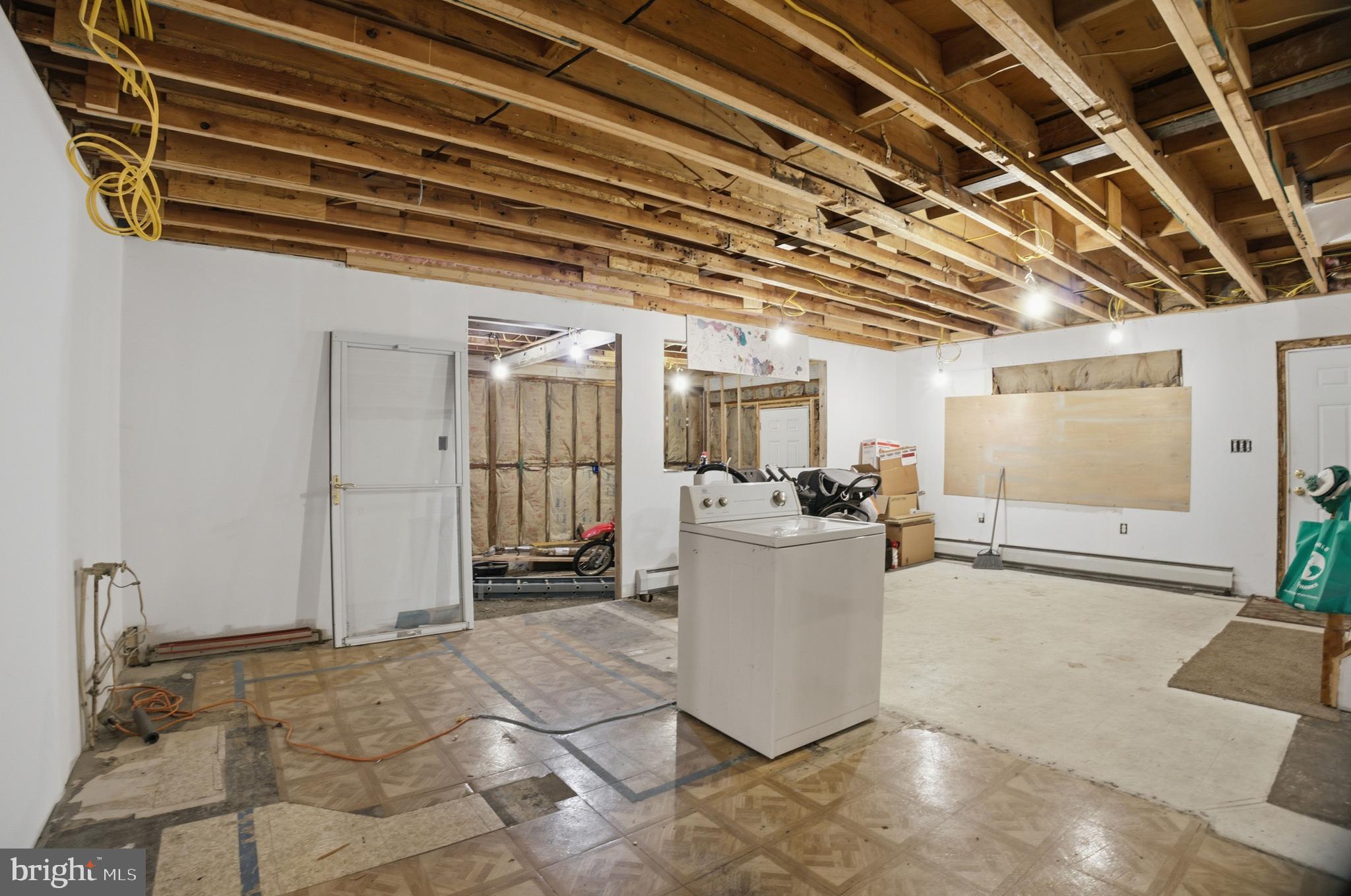 716 Chatham Road Fairless Hills, PA 19030 - Photo 8 of 32 1st floor