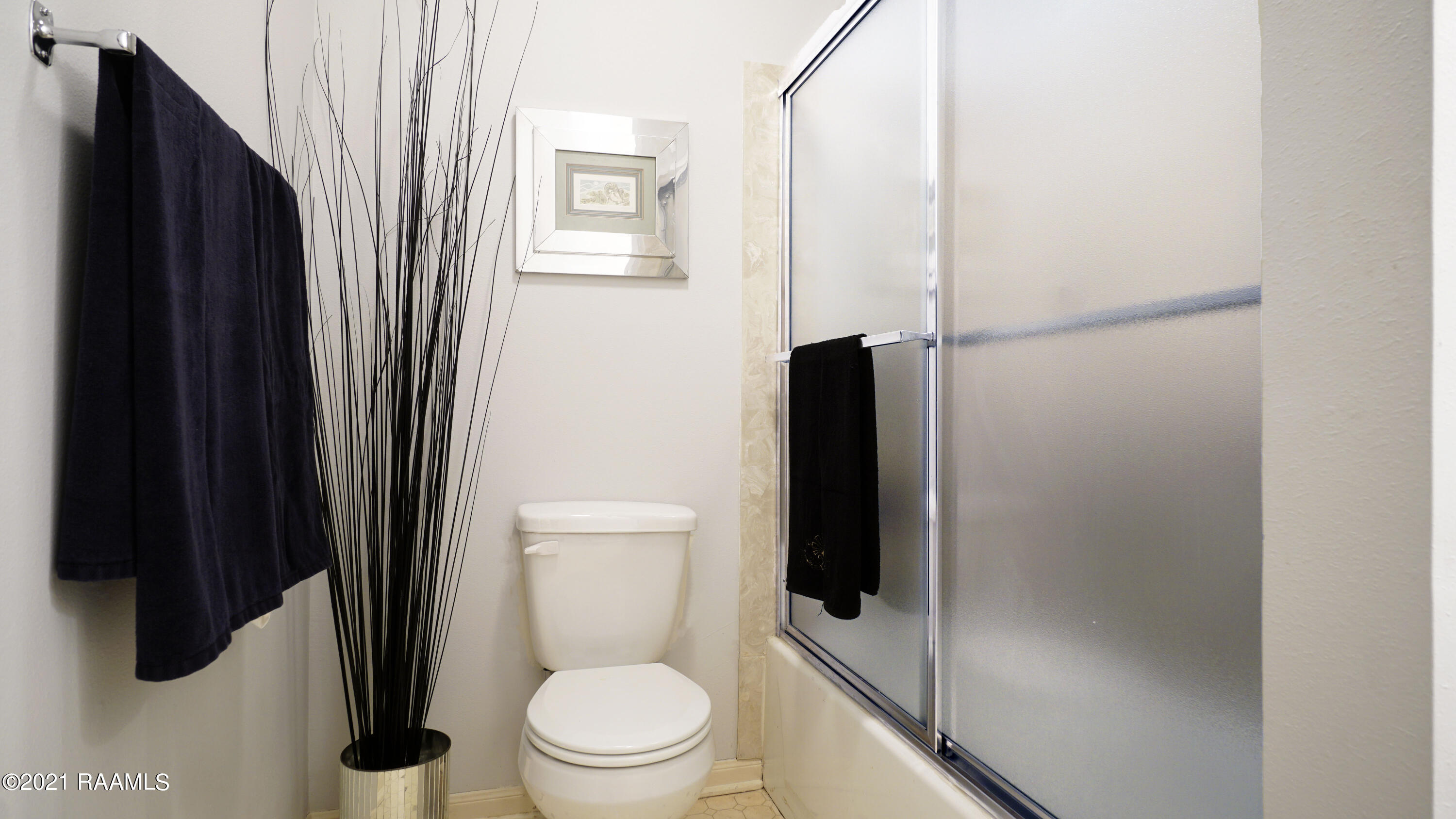 701 South College Road, Unit 305 Lafayette, LA 70503 - Photo 9 of 11 Gallery Image 9
