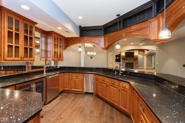 $1,400,000 | 4750 East County Road 100 South, Avon, IN 46123