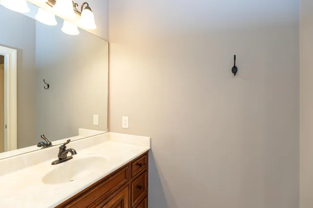 $1,400,000 | 4750 East County Road 100 South, Avon, IN 46123