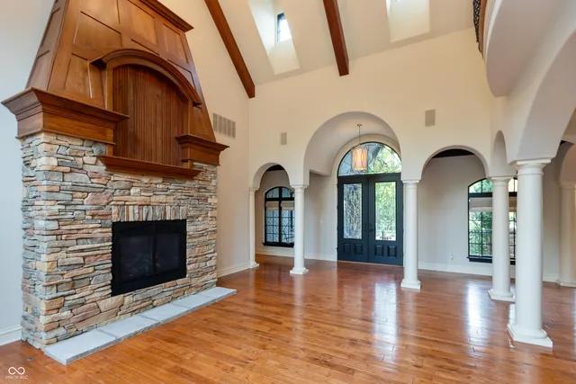 $1,400,000 | 4750 East County Road 100 South, Avon, IN 46123