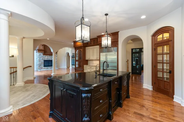 $1,400,000 | 4750 East County Road 100 South, Avon, IN 46123