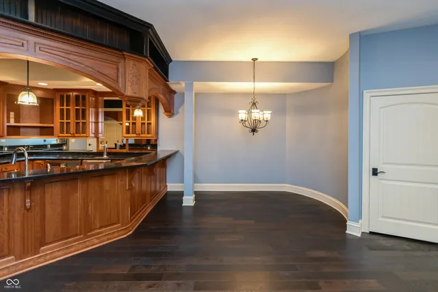 $1,400,000 | 4750 East County Road 100 South, Avon, IN 46123