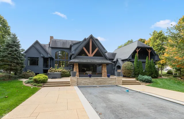 $1,400,000 | 4750 East County Road 100 South, Avon, IN 46123