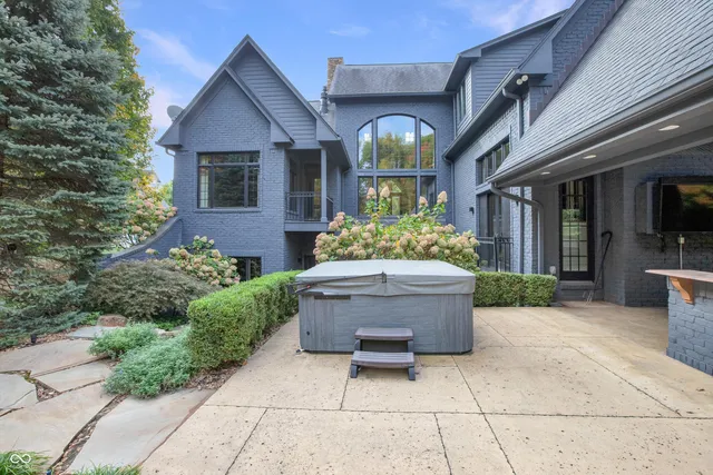 $1,400,000 | 4750 East County Road 100 South, Avon, IN 46123