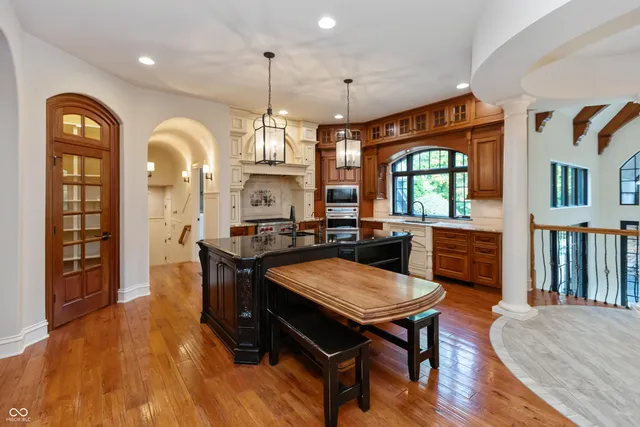 $1,400,000 | 4750 East County Road 100 South, Avon, IN 46123