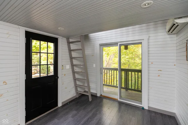 $1,400,000 | 4750 East County Road 100 South, Avon, IN 46123