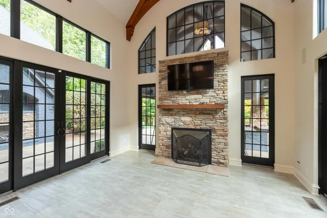 $1,400,000 | 4750 East County Road 100 South, Avon, IN 46123