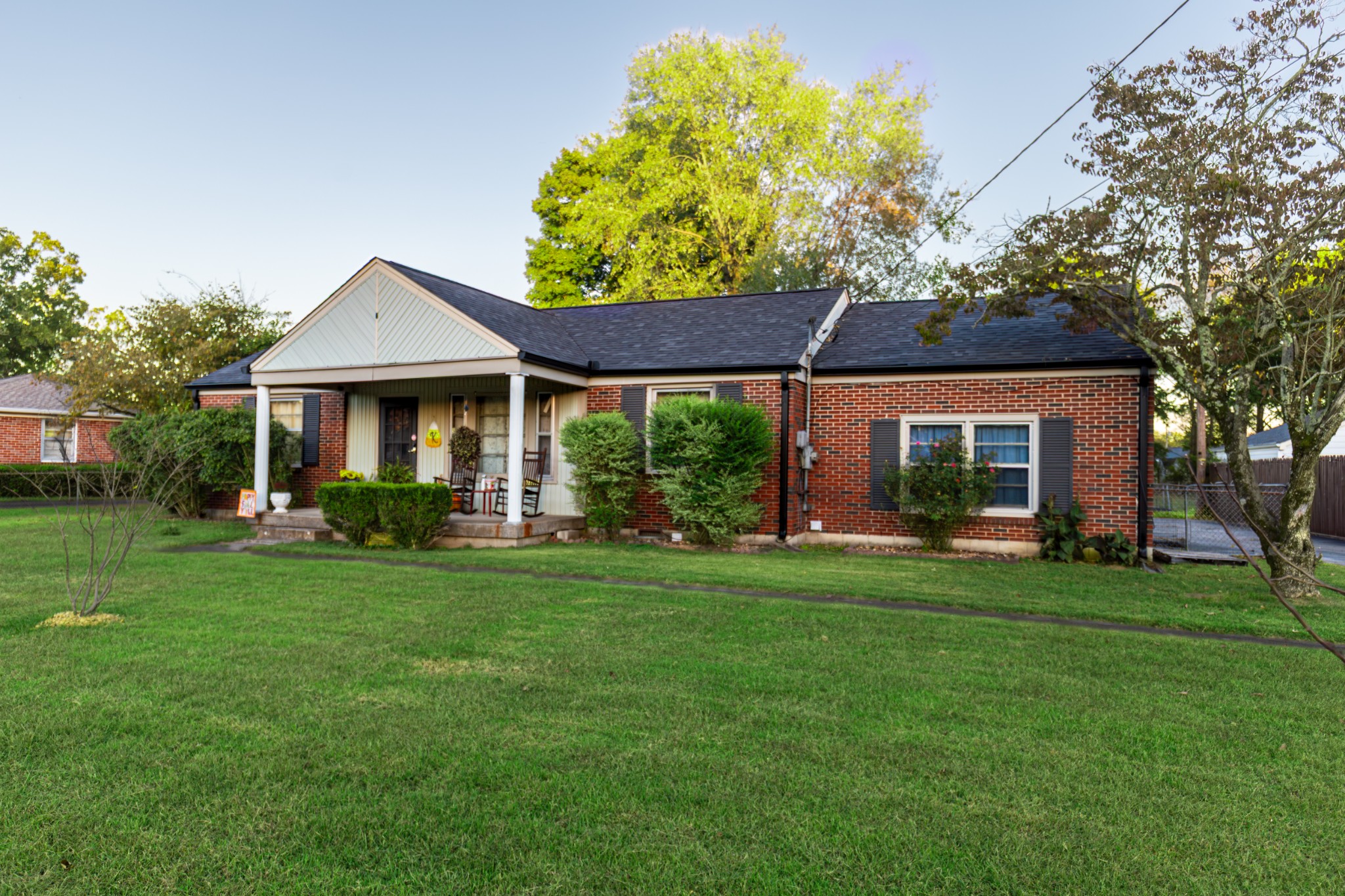 405 School Pass Madison, TN 37115 - Photo 1 of 28 a front view of a house with a garden