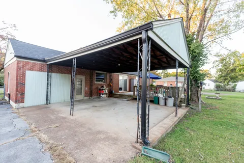 a view of outdoor space