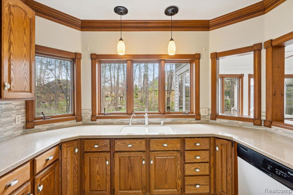 1336 Kings Pointe Road Grand Blanc, MI 48439 - Photo 24 of 62