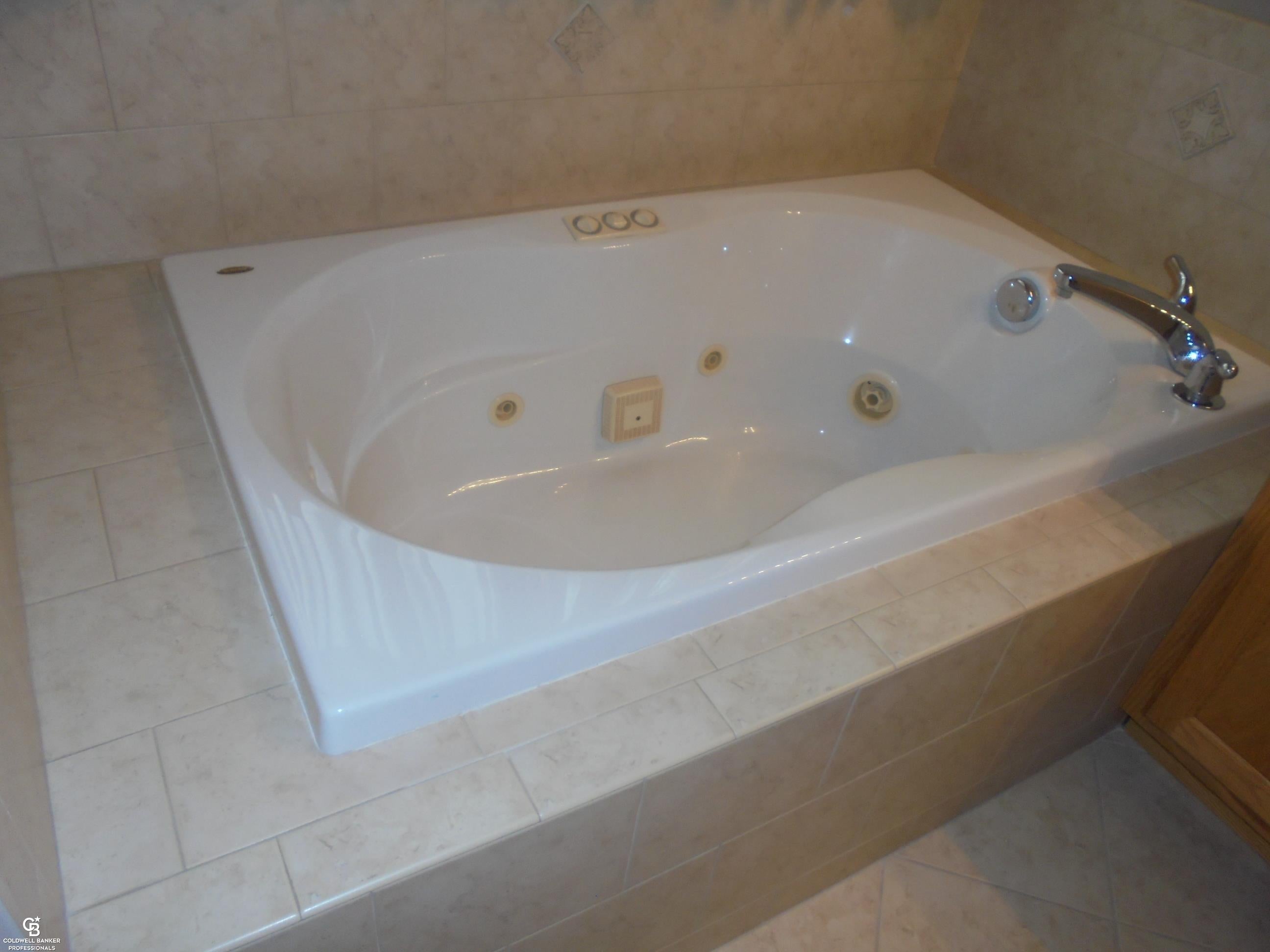 79223 Capac Road Armada, MI 48005 - Photo 40 of 58 Gallery Image 40