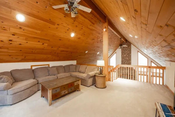 $4,000 | 1212 Acacia Drive, Hawley, PA 18428