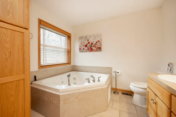 $4,000 | 1212 Acacia Drive, Hawley, PA 18428