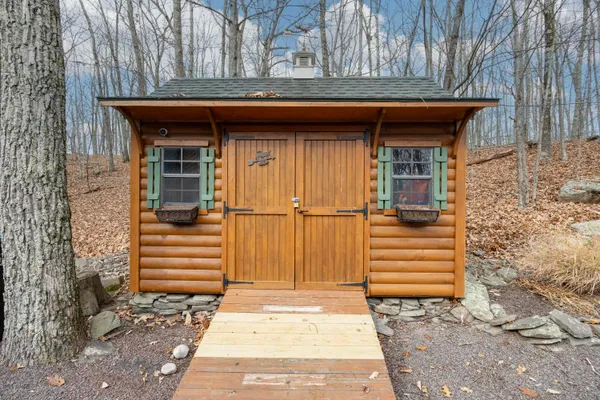 $4,000 | 1212 Acacia Drive, Hawley, PA 18428