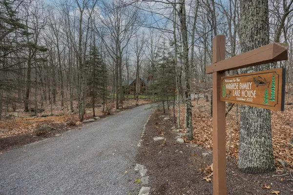 $4,000 | 1212 Acacia Drive, Hawley, PA 18428