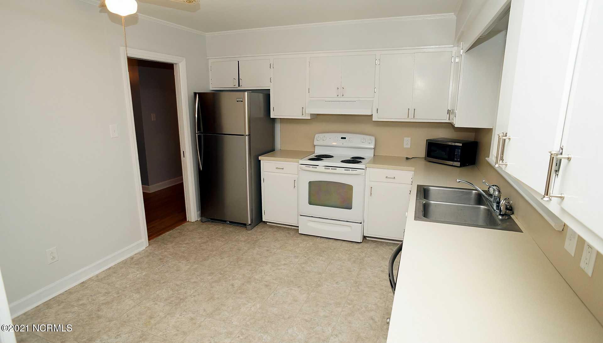 3107 Country Club Road New Bern, NC 28562 - Photo 11 of 25 country club 3107 10-29-19 019