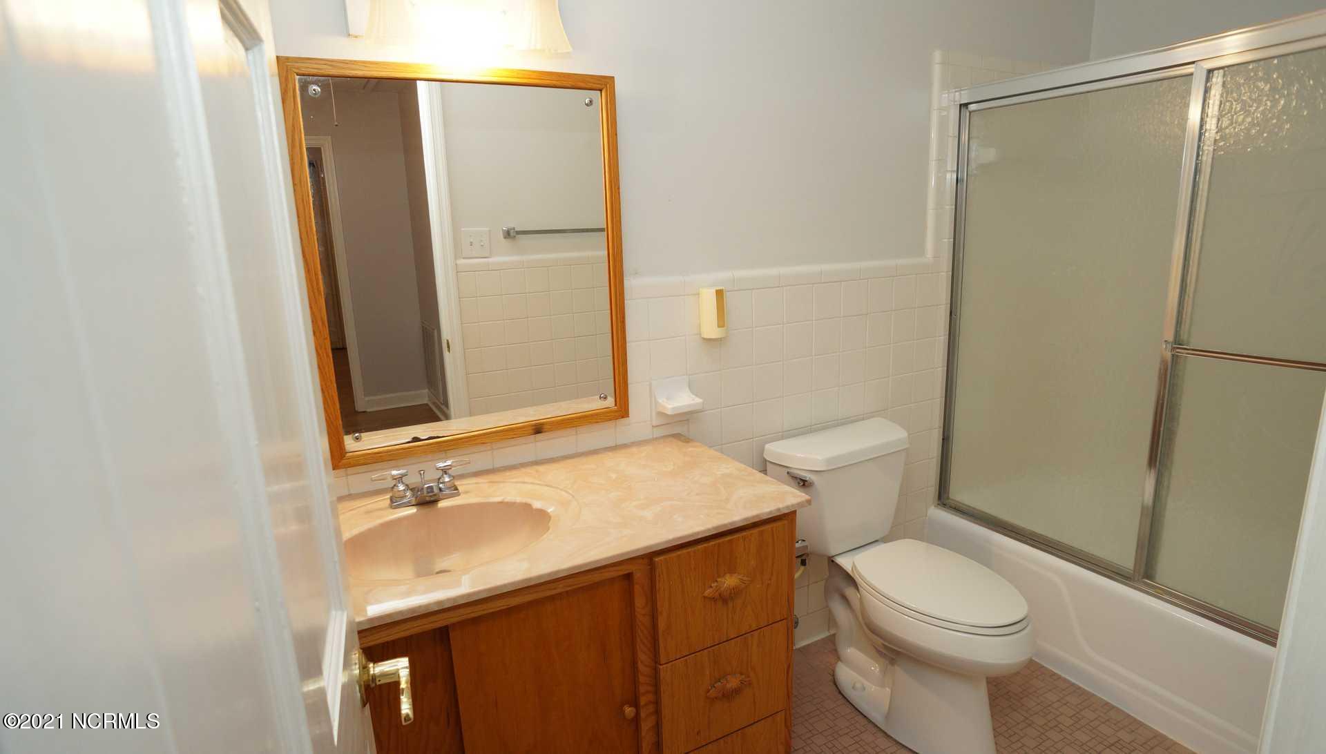 3107 Country Club Road New Bern, NC 28562 - Photo 13 of 25 country club 3107 10-29-19 022