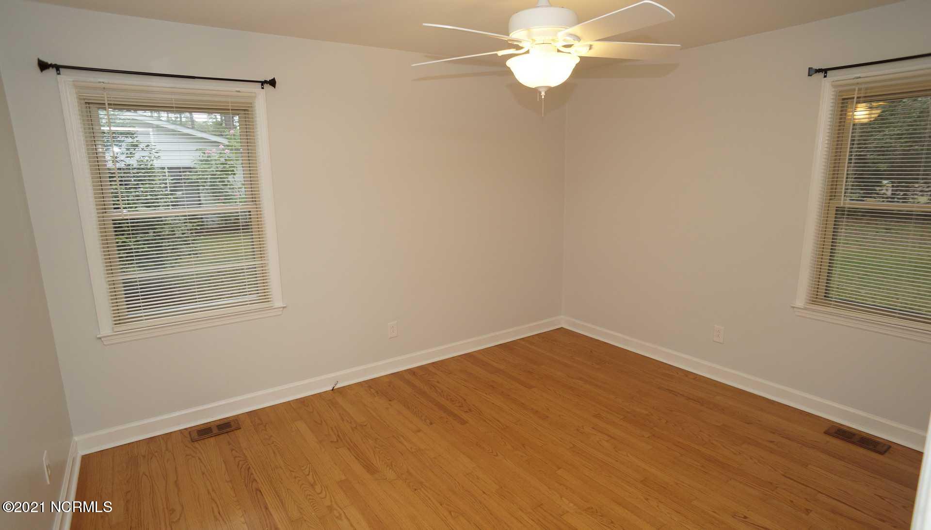 3107 Country Club Road New Bern, NC 28562 - Photo 14 of 25 country club 3107 10-29-19 023