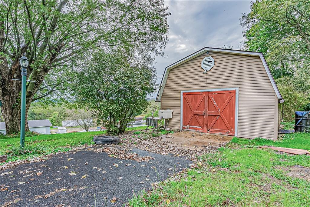 201 Broadview Road New Stanton, PA 15639 - Photo 5 of 24 Gallery Image 5