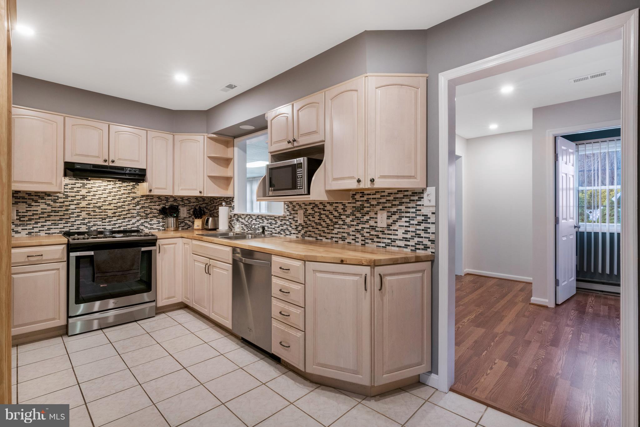 7826 Ridge Road Hanover, MD 21076 - Photo 15 of 34 Gallery Image 15