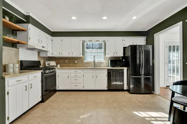 $375,000 | 14 Lynnolen Lane, Chattanooga, TN 37415